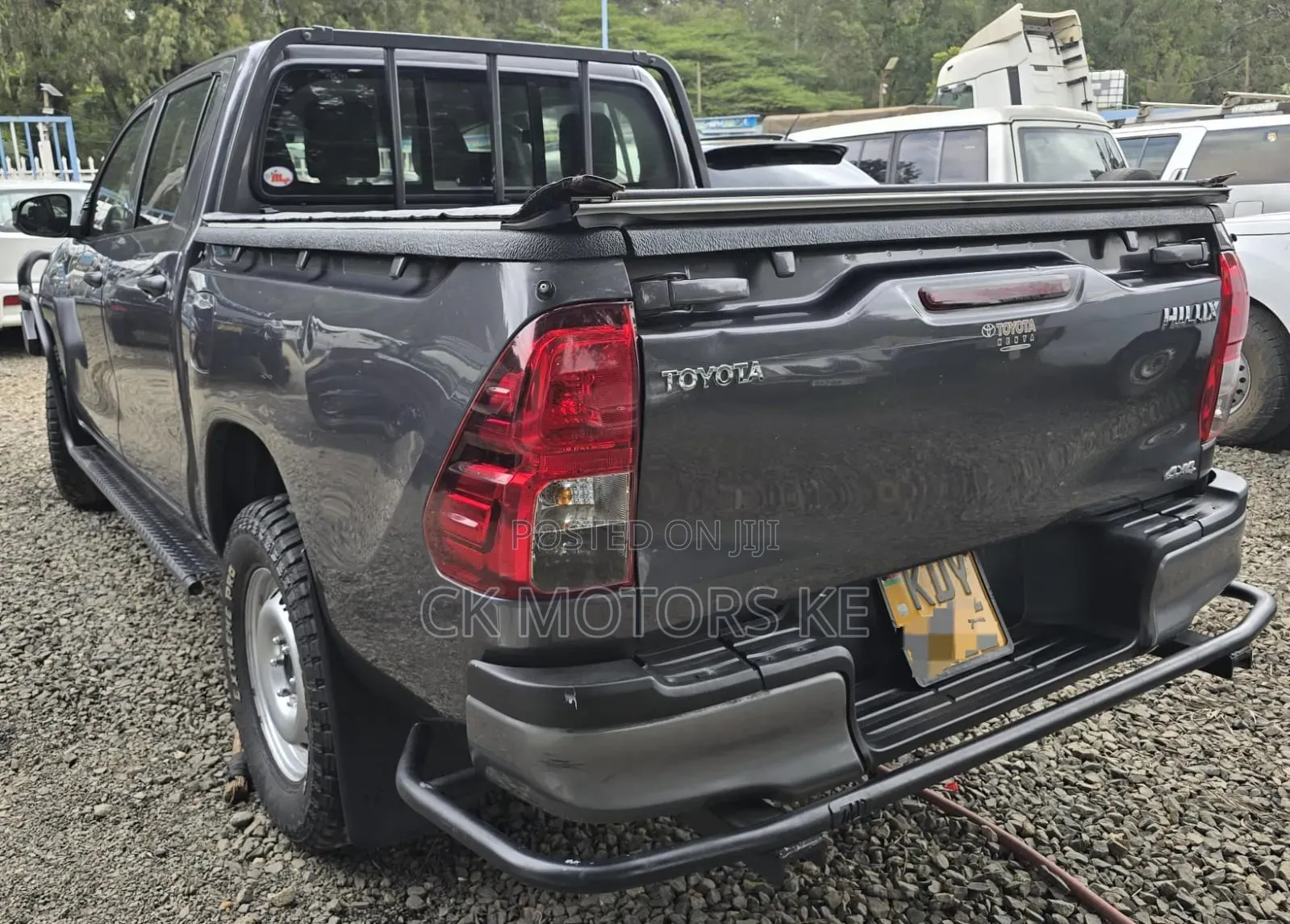 Toyota Hilux 2021 Gray