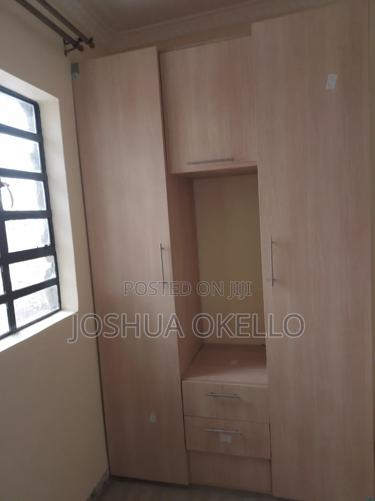 Cabinets Wall Mounted and Movable