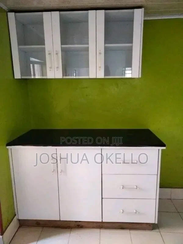 Kitchen Cabinets,glass Doors and Solid