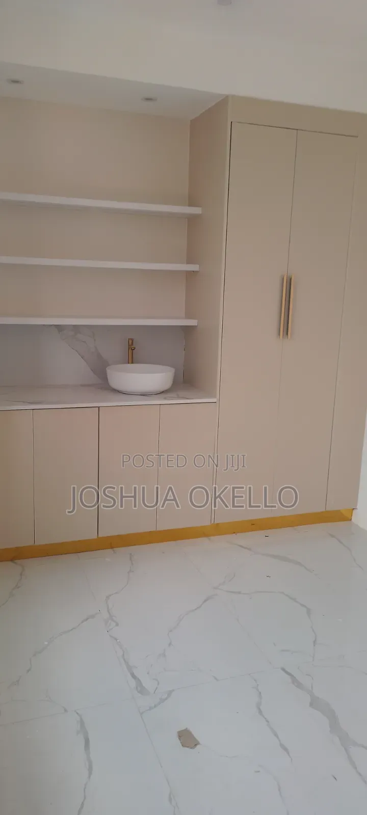 Kitchen Cabinets,glass Doors and Solid