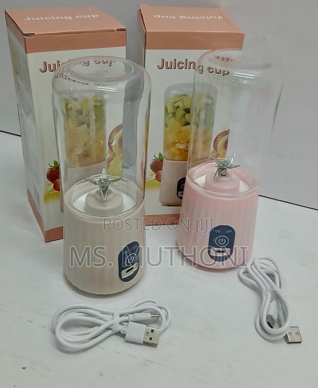 Rechargeable Portable Juicing Cup / Blender - main view