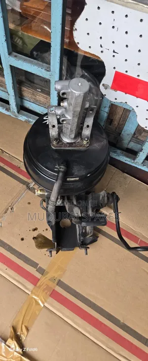 Mitsubishi Canter 32 or HD Brake Boaster