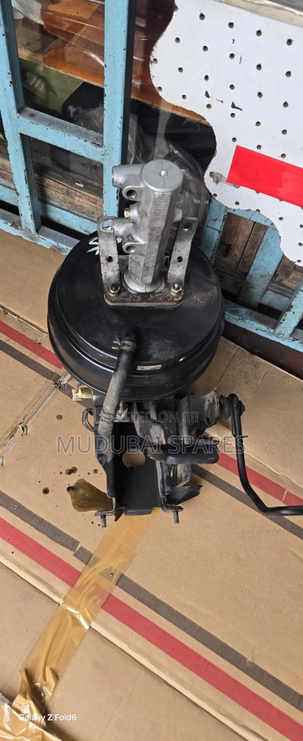Mitsubishi Canter 32 or HD Brake Boaster - thumbnail 2
