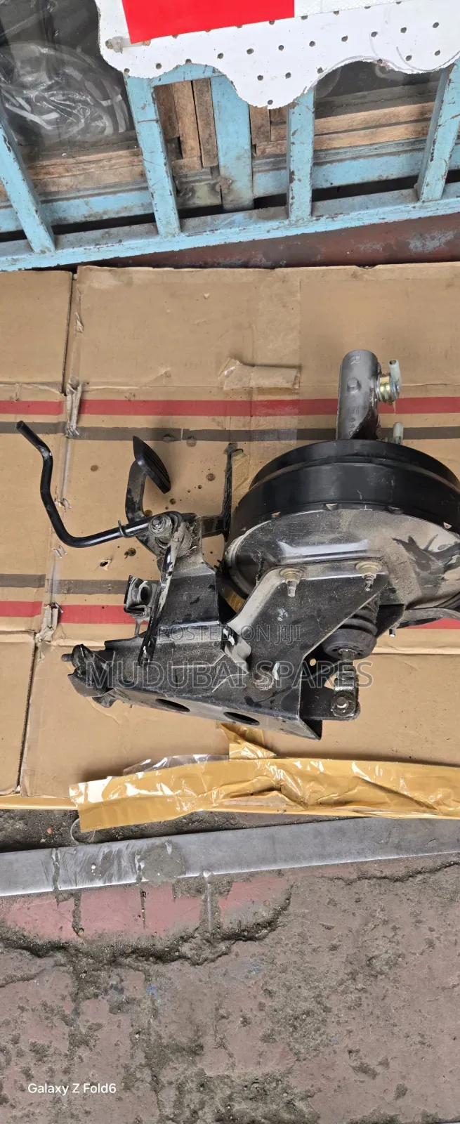 Mitsubishi Canter 32 or HD Brake Boaster