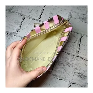 Victoria - Portable Ladies Storage Organizer