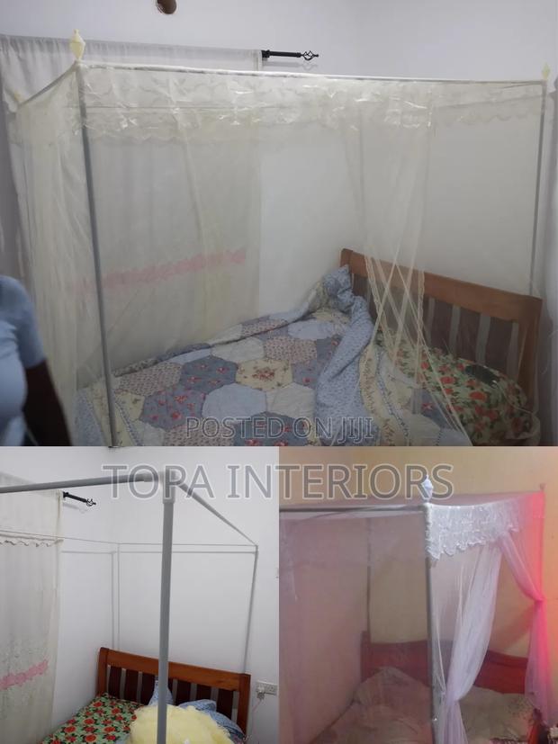 Square Mosquito Nets With Four Metallic Bednet Stands - thumbnail 2