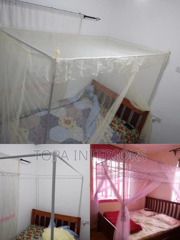 Classic Bed Net Curtain Mesh Mosquito Nets With Four Strong Stands - thumbnail 2