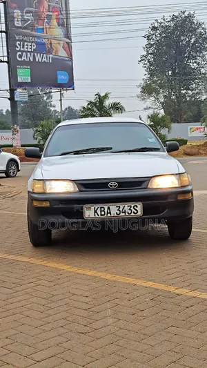 Toyota Corolla 1999 White