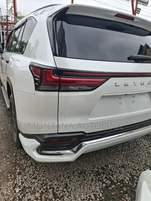 Lexus LX 600 2022 Pearl