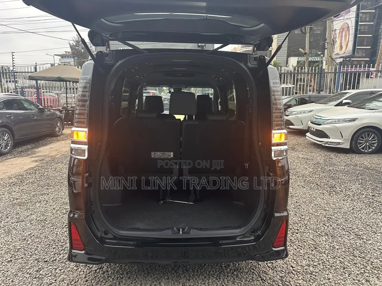 Toyota Voxy ZS Kirameki II 2WD 7-Seater 2020 Black
