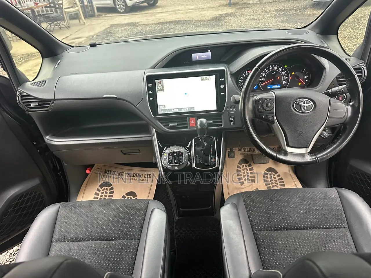 Toyota Voxy ZS Kirameki II 2WD 7-Seater 2020 Black