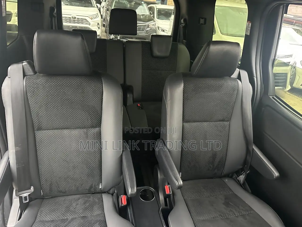 Toyota Voxy ZS Kirameki II 2WD 7-Seater 2020 Black