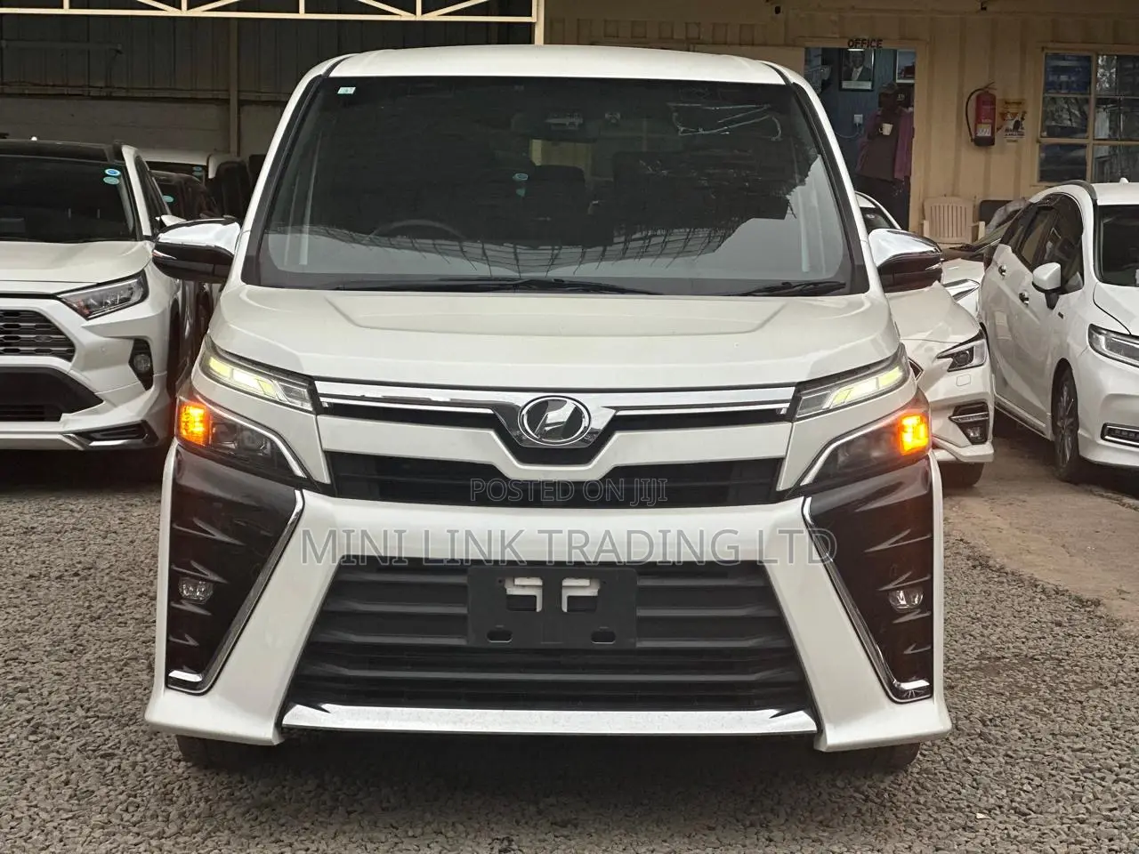 Toyota Voxy ZS Kirameki II 2WD 7-Seater 2019 Pearl