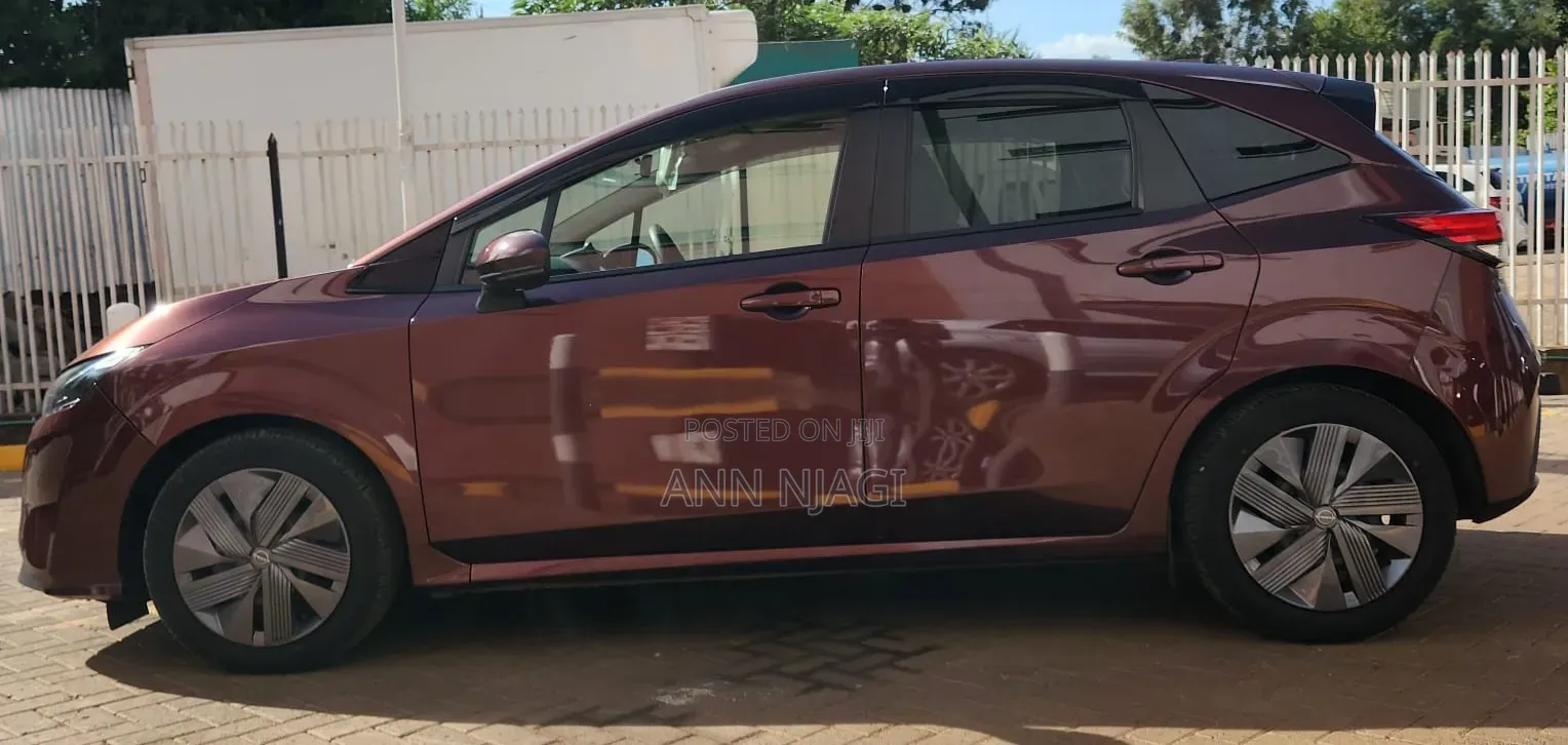 Nissan Note 1.2 Hybrid 2021 Burgundy