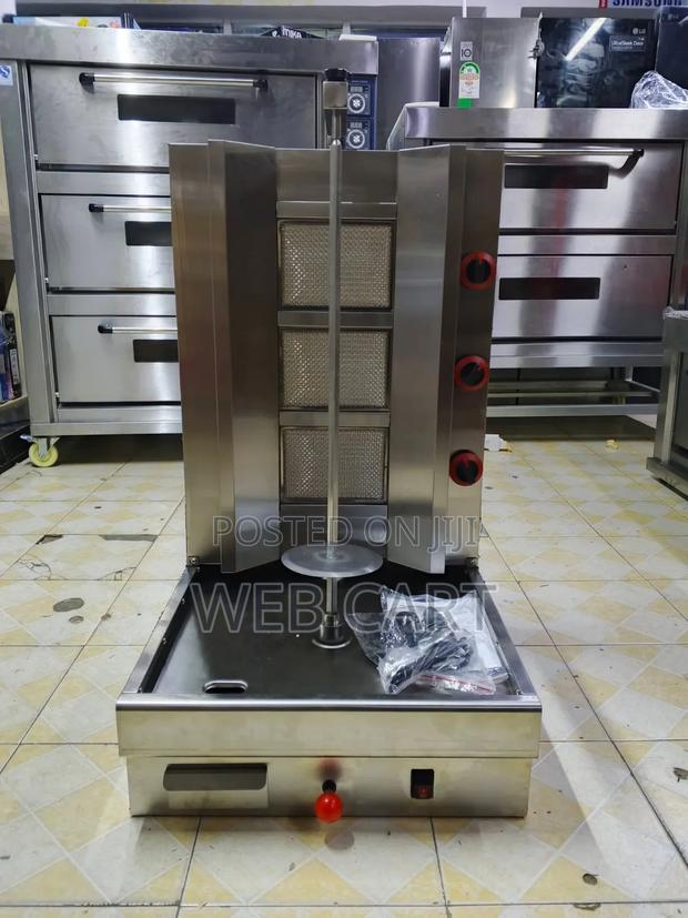 Euromax 3 Burner Shawarma Machine – Fast Even Roasting - main view