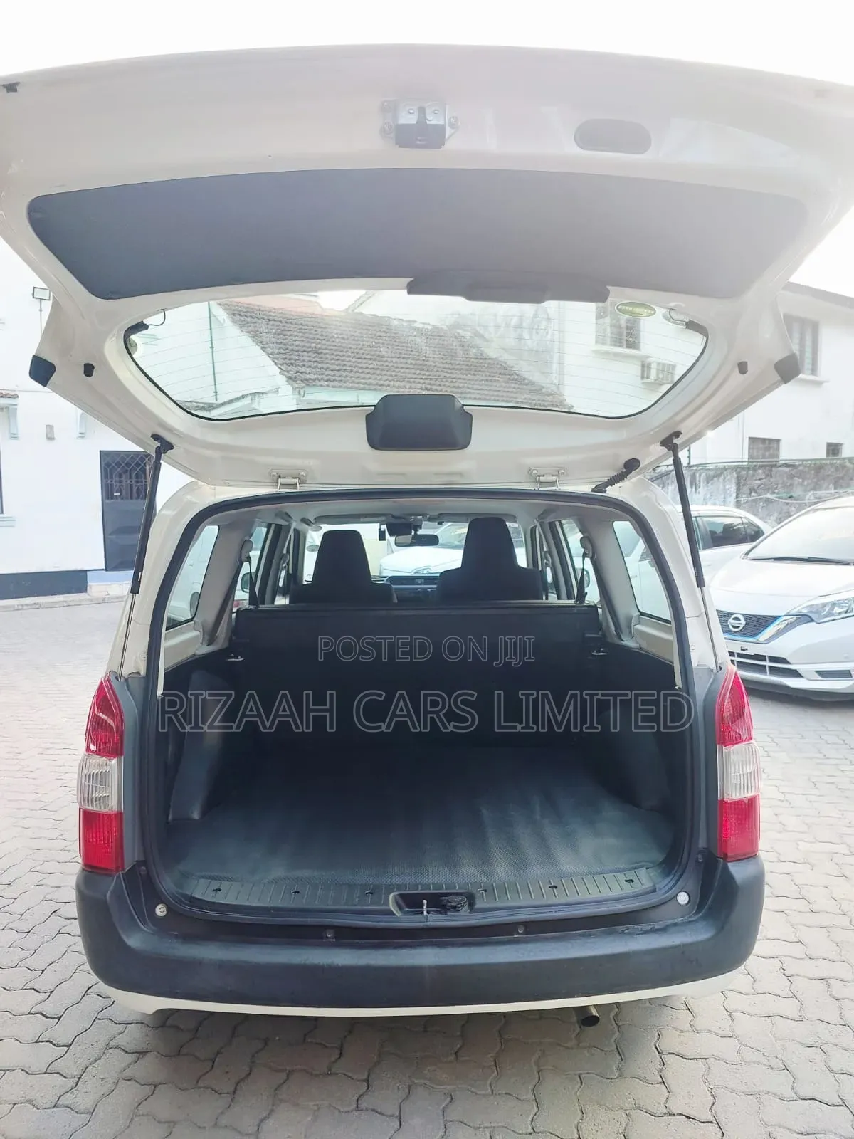 Toyota Probox 2019
