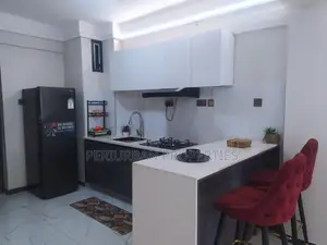2bdrm Apartment in Wood Garden Road, Hurlingham for sale