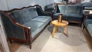 Classic Antique Luxury Sofa