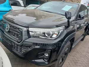 Toyota Hilux 2020 Black