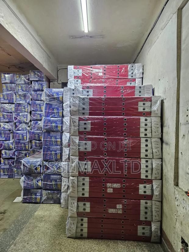4×4 (4.8m) Fiberglass Multipurpose Ladder