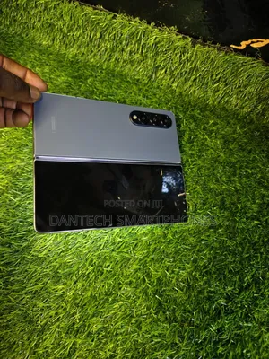 New Samsung Galaxy Z Fold4 256 GB Blue