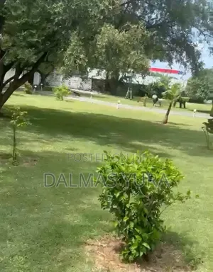 Furnished 4bdrm Villa in Town Centre for sale