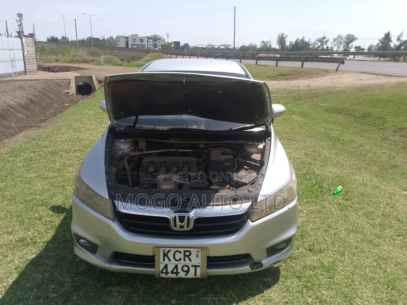Honda Stream 2011 Silver
