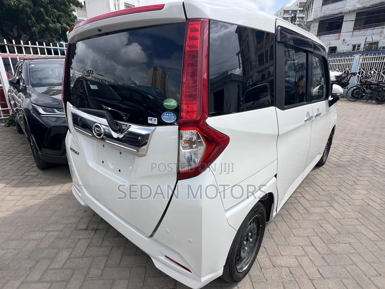 Toyota Roomy 2019 White