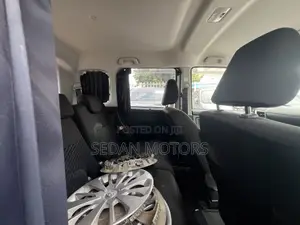 Toyota Roomy 2019 White