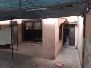 2bdrm Block of Flats in Mombasa Island, Majengo for sale