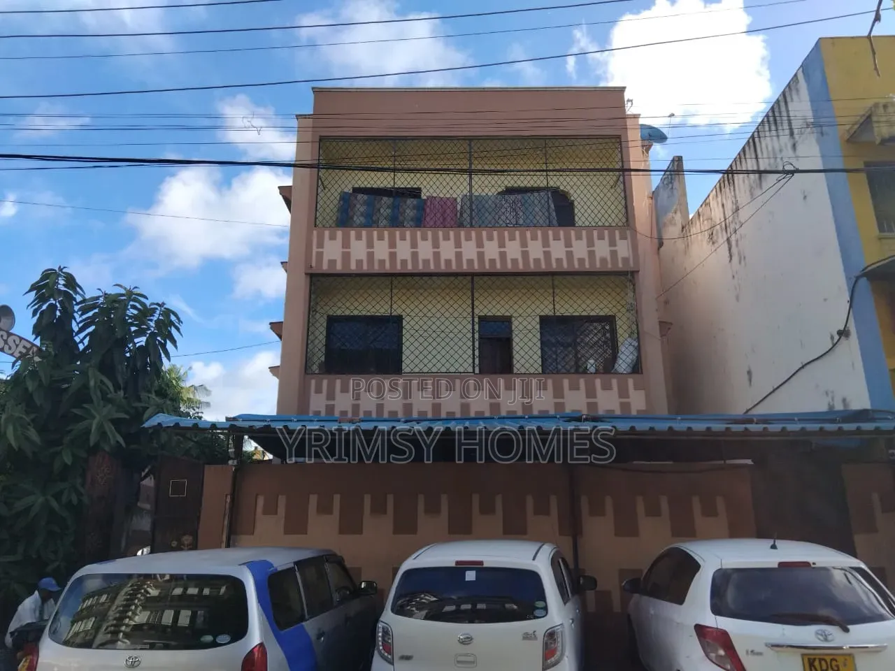 2bdrm Block of Flats in Mombasa Island, Majengo for sale