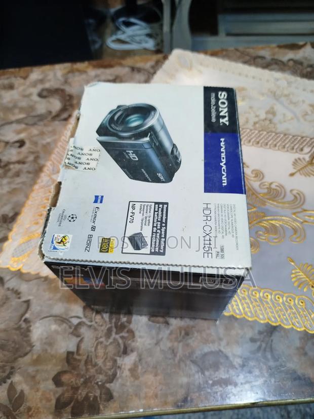Video Camera - thumbnail 4