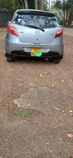 Mazda Demio 2013 Silver