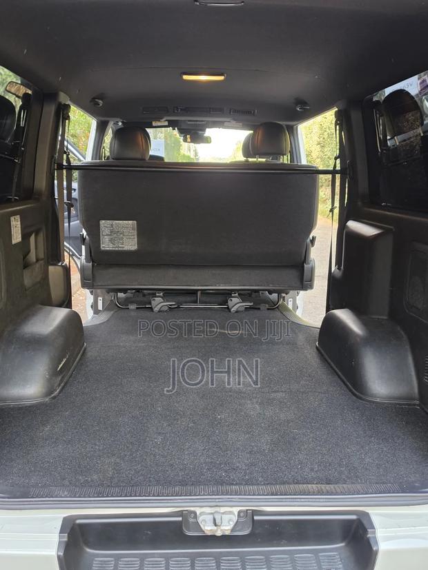 Toyota HiAce 2019 White - thumbnail 12