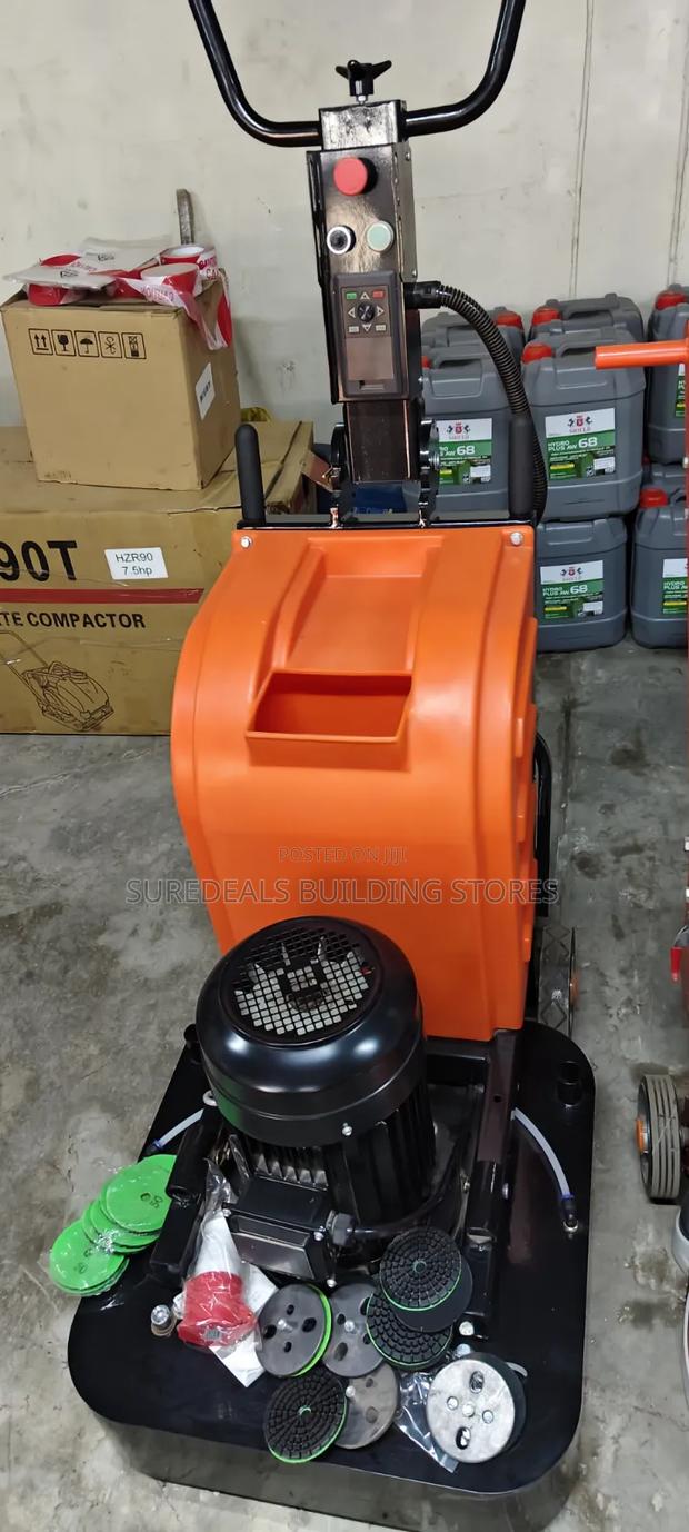 7.5kw Concrete Grinding Machine With 12 Disc Pad