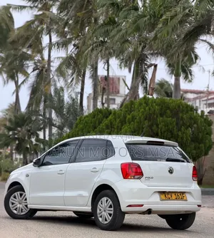 Volkswagen Polo 2019 White