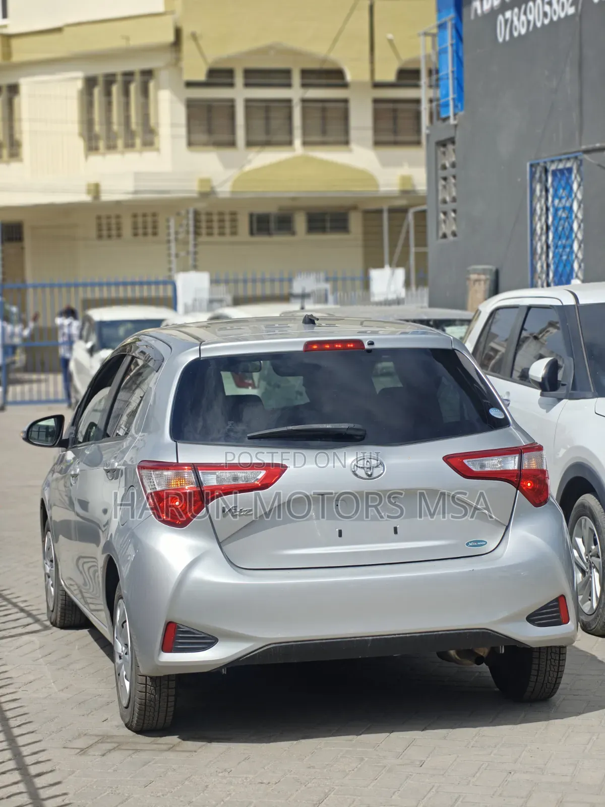 Toyota Vitz 2019 Silver