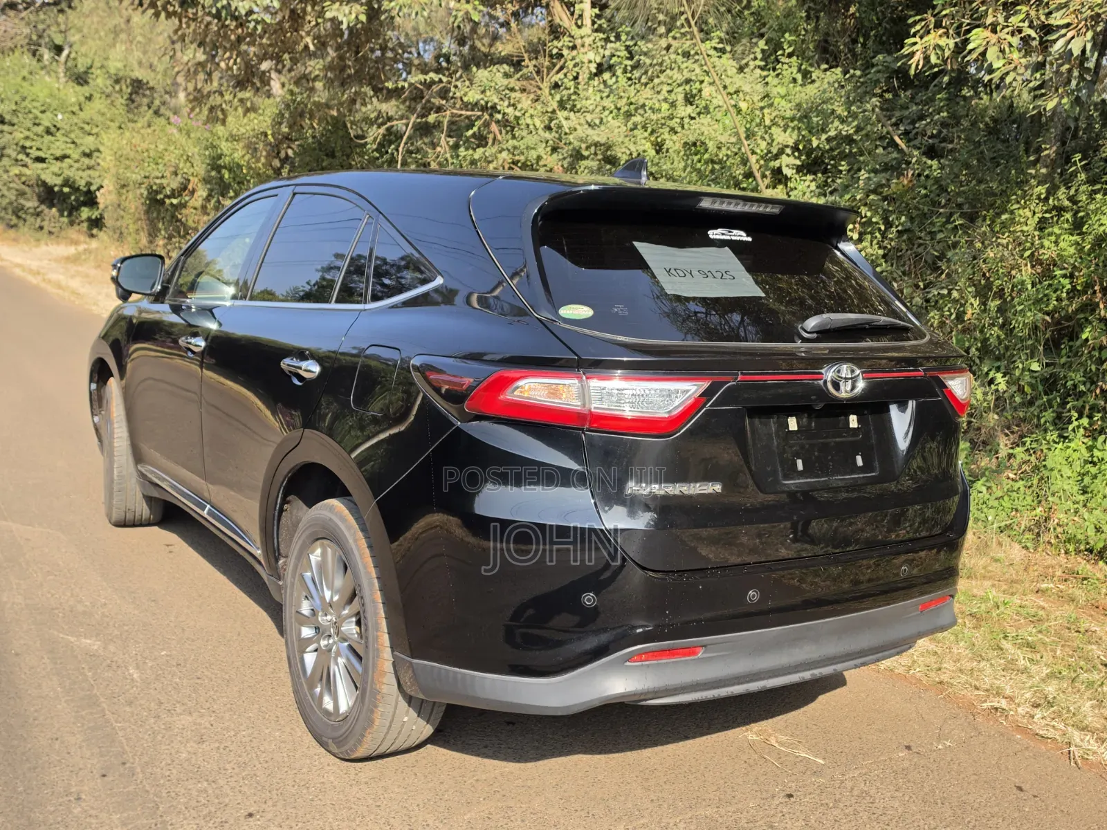 Toyota Harrier 2.0 2020 Black