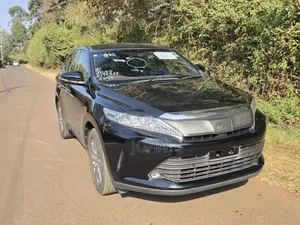 Toyota Harrier 2.0 2020 Black
