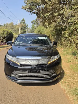 Toyota Harrier 2.0 2020 Black