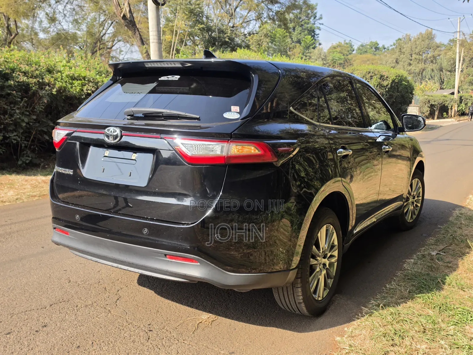 Toyota Harrier 2.0 2020 Black