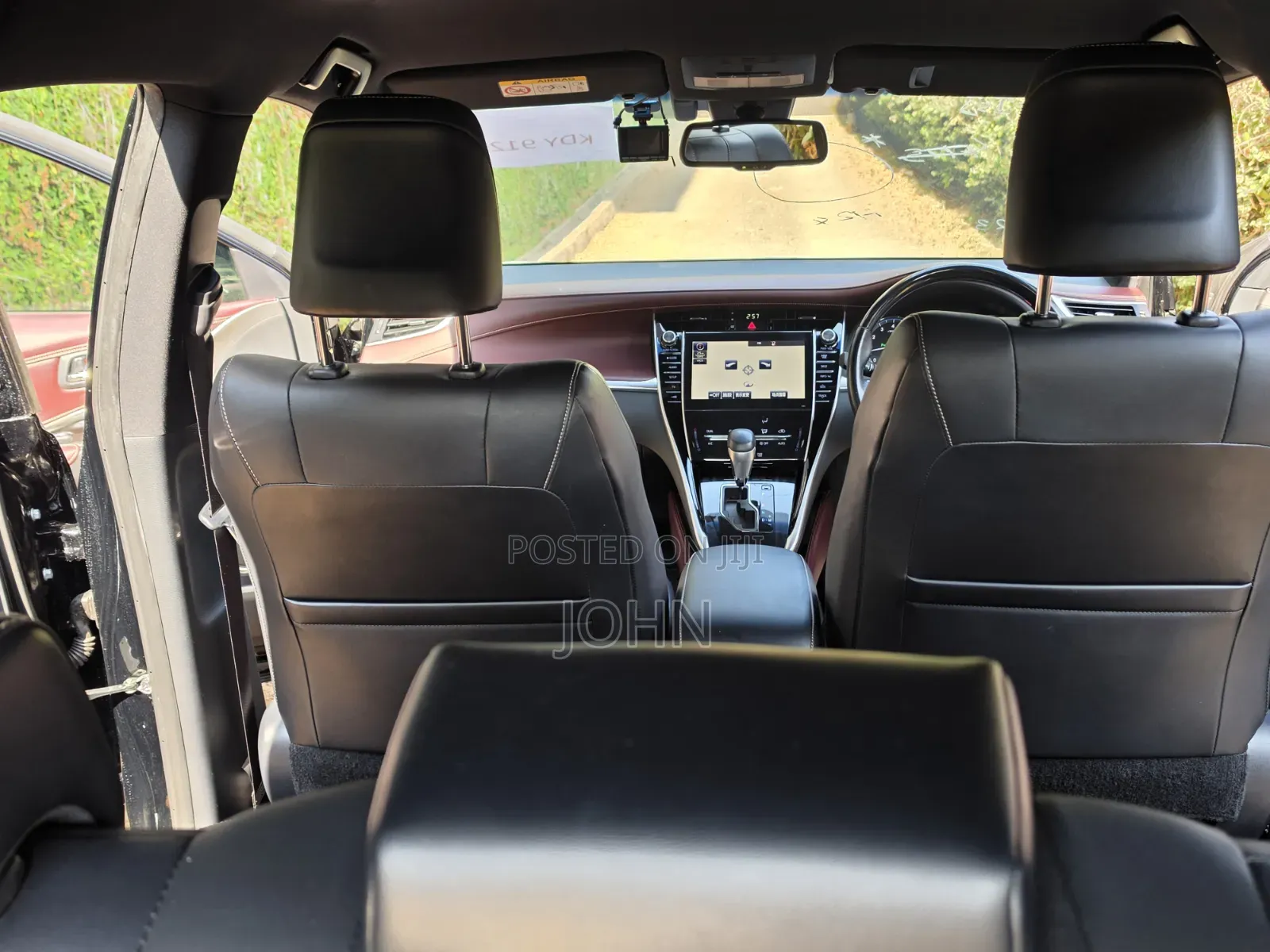 Toyota Harrier 2.0 2020 Black