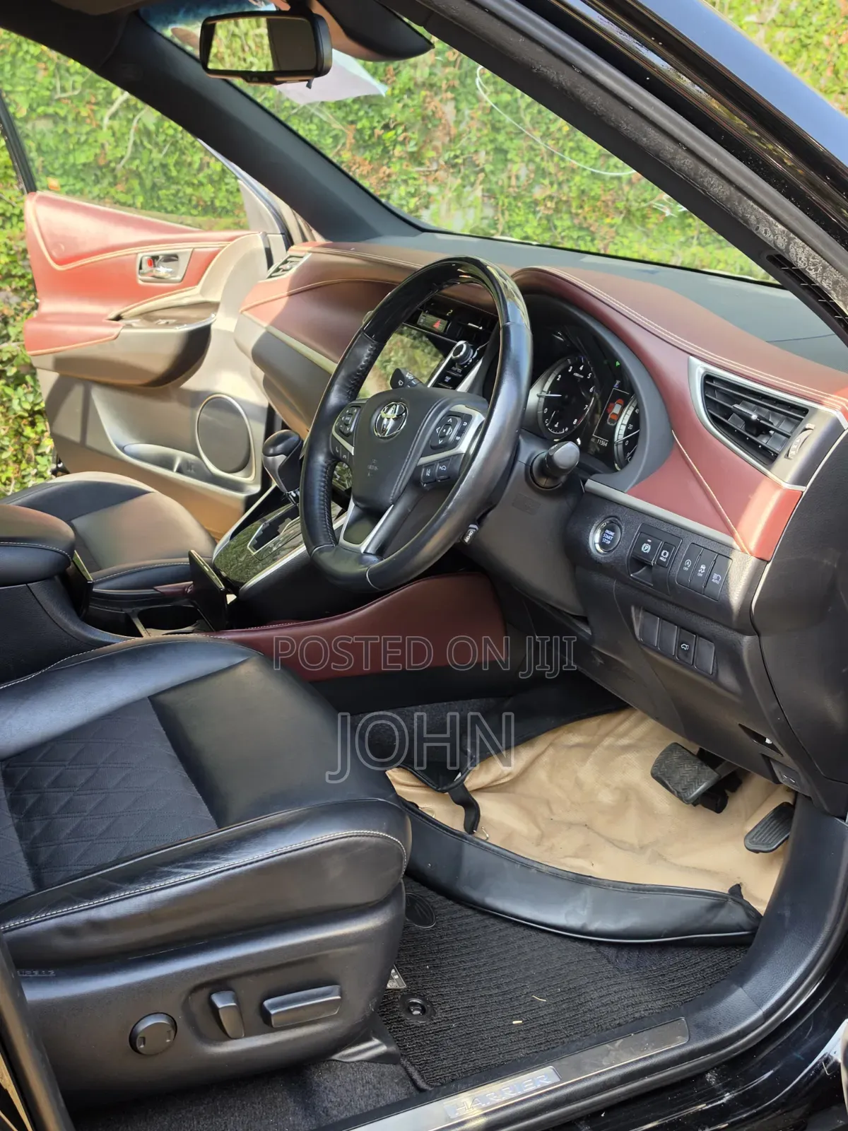 Toyota Harrier 2.0 2020 Black