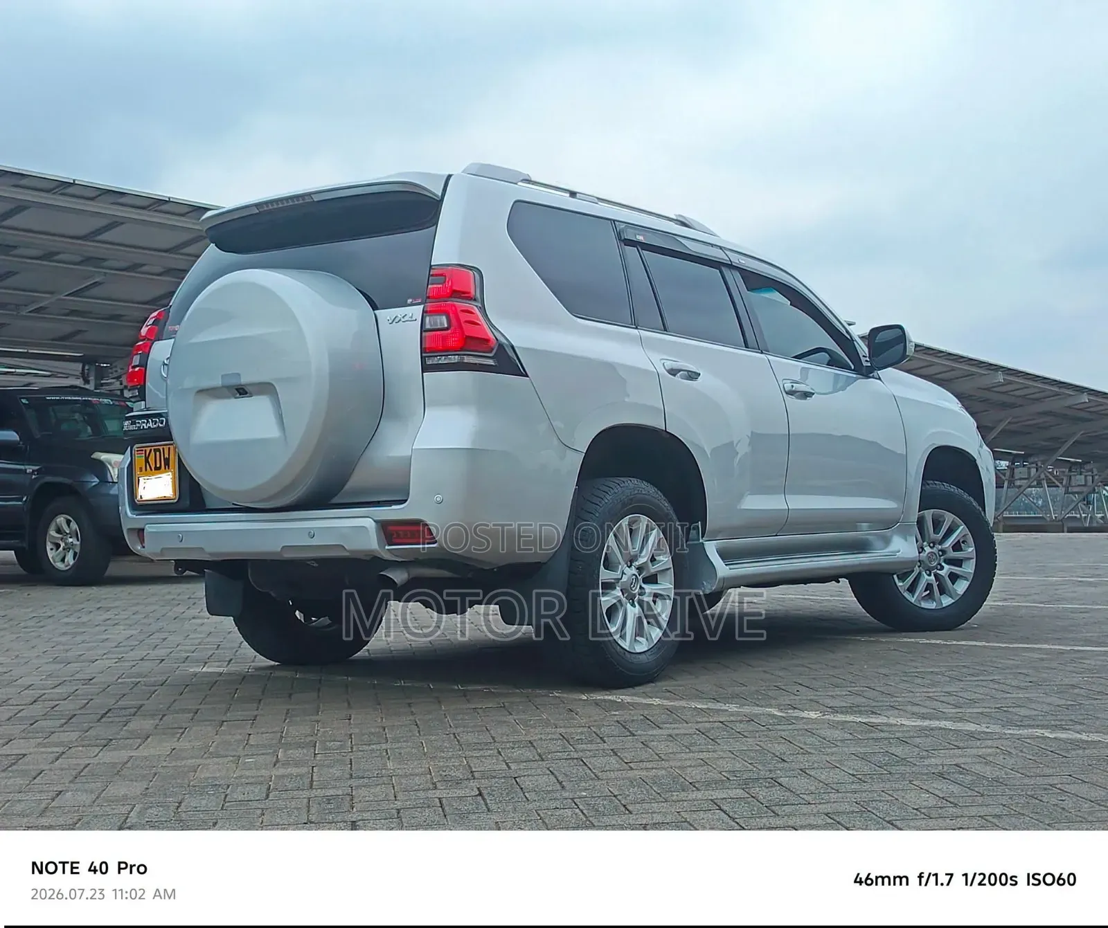 Toyota Land Cruiser Prado 2017 Silver