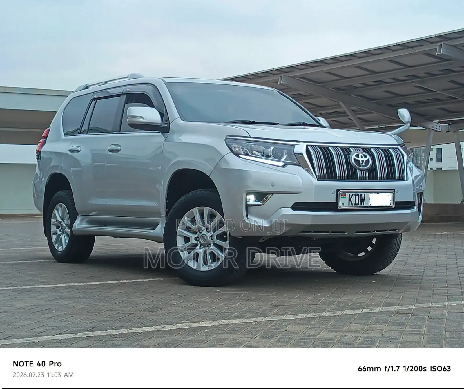Toyota Land Cruiser Prado 2017 Silver