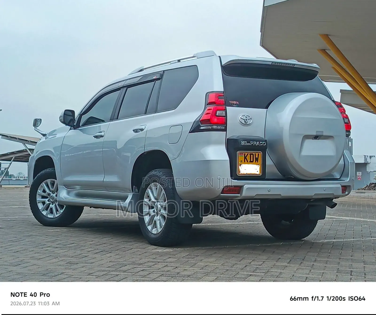 Toyota Land Cruiser Prado 2017 Silver