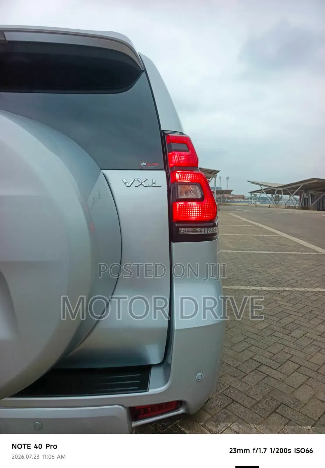 Toyota Land Cruiser Prado 2017 Silver