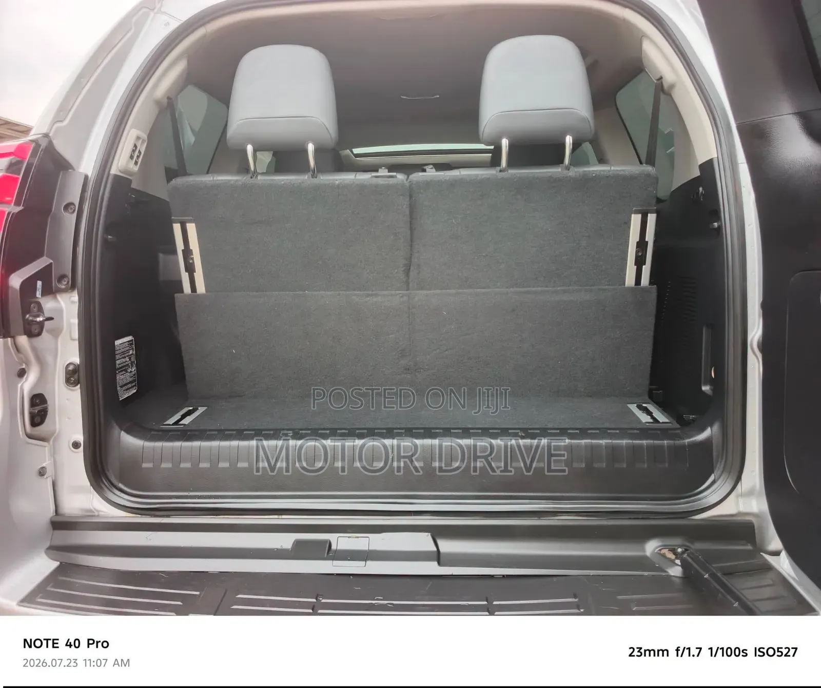 Toyota Land Cruiser Prado 2017 Silver