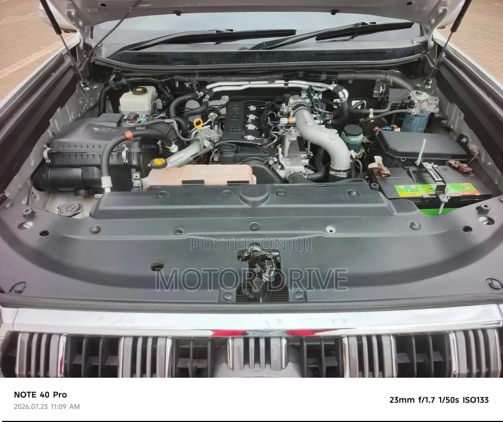 Toyota Land Cruiser Prado 2017 Silver