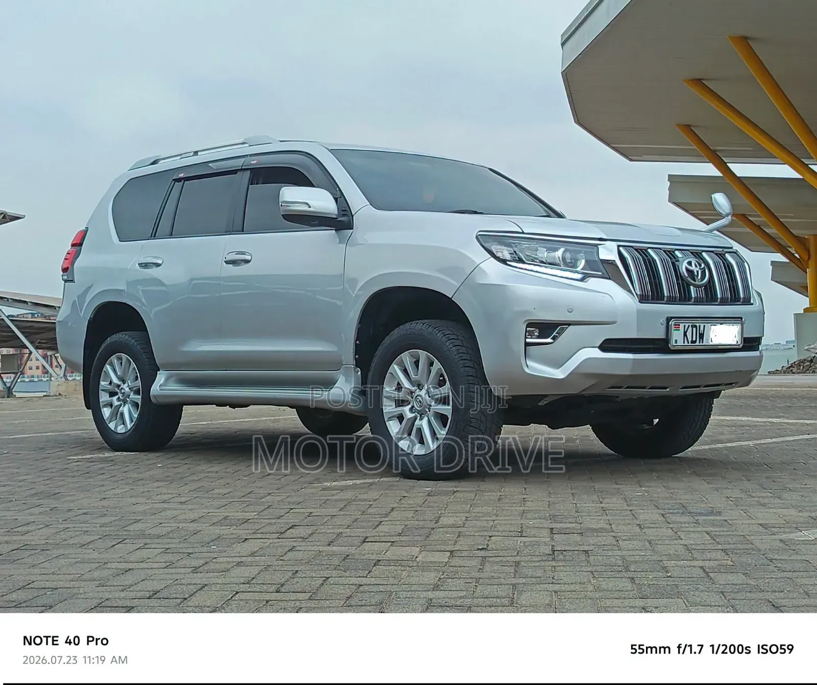 Toyota Land Cruiser Prado 2017 Silver